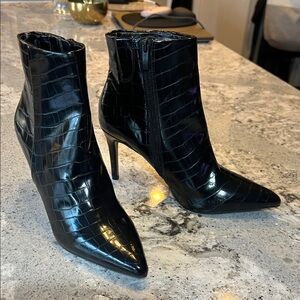 STEVEN Lizziey Black Boots Croc-Embossed Heeled Black Booties Size 8.5M NEW
